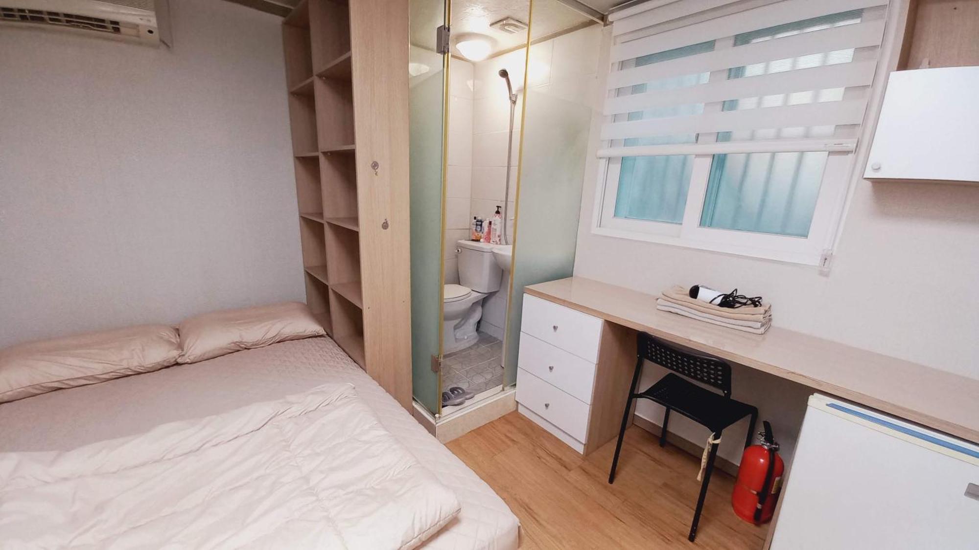 Wisma tamu Haechi - For Foreigners Only Seoul